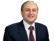 Відомий втікач з оточення Януковича намагається вигідно змінити українське законодавство