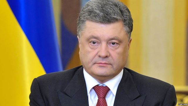 Порошенко подставил санкциями Гонтареву и Гройсмана