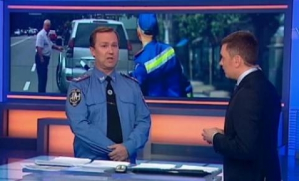 ОПГ "ГАИ" под руководством Сиренко - 280.000 гривен за госномер не предел. Резонансное задержание инспектора «блатного» МРЭО в Киеве