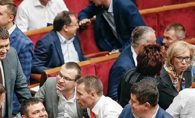 Нардепи-мільйонери отримали 30 мільйонів гривень на компенсацію житла з бюджету