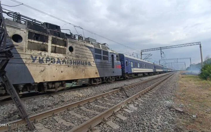 Росія атакувала реактивними дронами на Одещині потяг з майже 600 пасажирами (фото)
