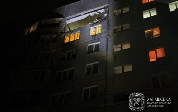 В Харькове "Молния" попала в девятиэтажку, есть пострадавшие